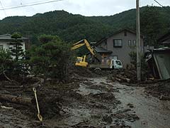 北小河内区中村地区　土石流（H18/7/19）