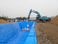 殺処分した鶏の埋却状況